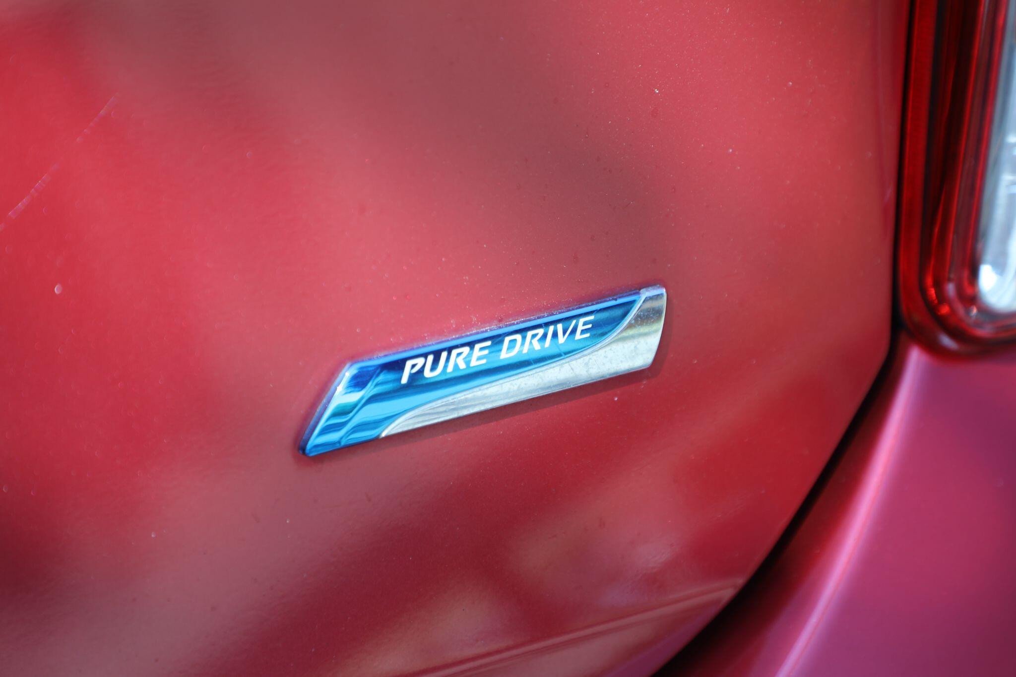 Large vehicle image